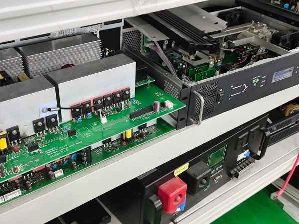 A brief analysis of energy storage electrical rack-mounted UPS